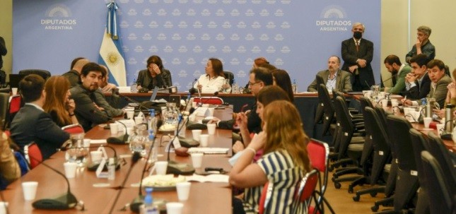 Ley de Alquileres: oposición avanza en dictamen, en un nuevo revés al oficialismo | Política y economía