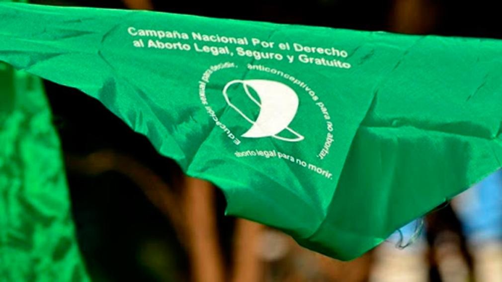 Realizan "pañuelazo verde" frente a embajada de EE.UU. para repudiar fallo contra el aborto | Actualidad