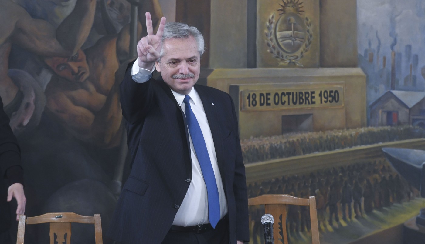 Alberto Fernández: "El poder no pasa por ver quién tiene la lapicera" | Política y economía