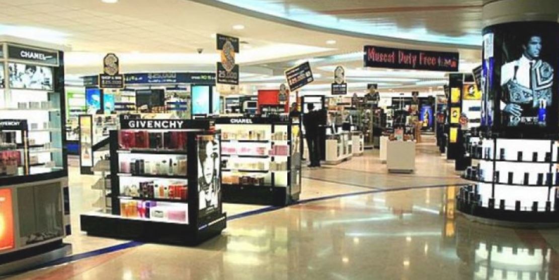 Más cepo al turismo: prohibieron el pago en cuotas en los Free Shop | Política y economía