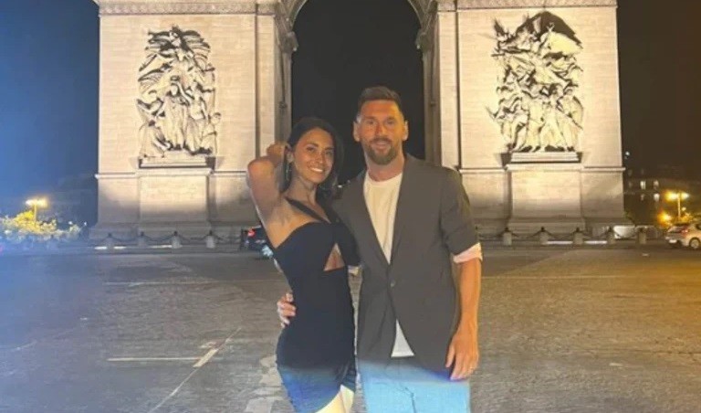 El romántico paseo de Messi y Antonela por París | Deportes