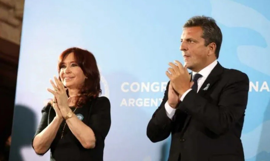 Cristina Kirchner y Sergio Massa cerraron la paritaria del Congreso con 69% de aumento | Política y economía
