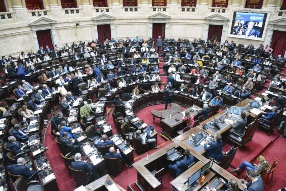 Aclaran que los aumentos para el personal del Congreso no aplicarán a los legisladores | Política y economía