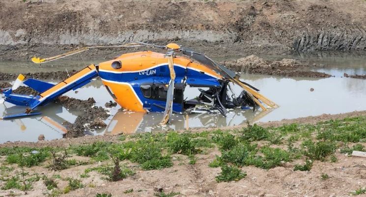 Un helicóptero perdió el control y cayó en Don Torcuato con cinco personas a bordo | Actualidad
