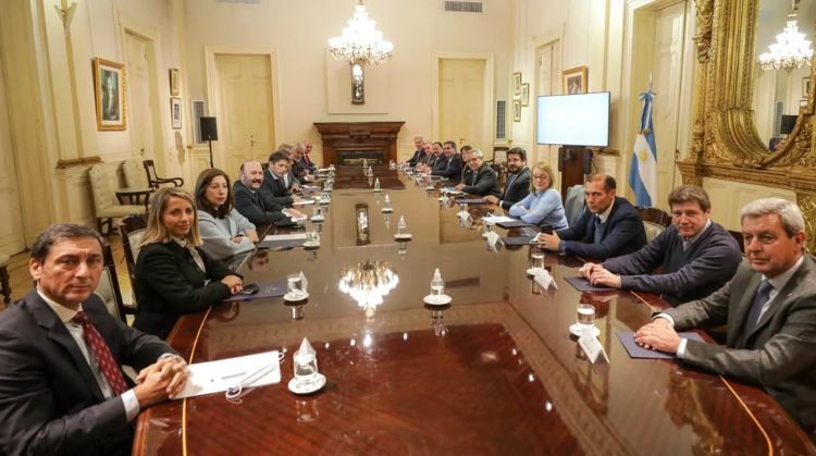 Alberto Fernández se reunió con los gobernadores peronistas en Casa Rosada | Política y economía
