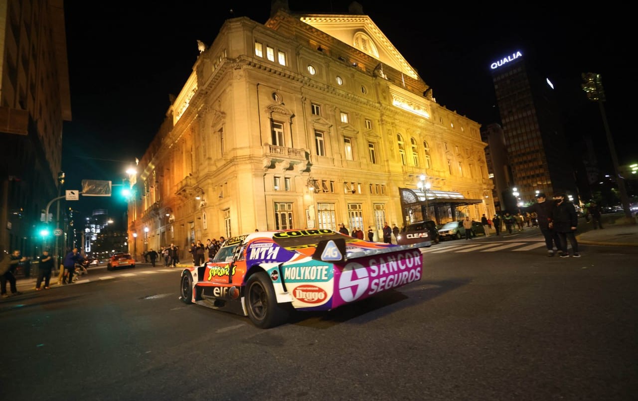 Una madrugada de Turismo Carretera en la Ciudad | Actualidad
