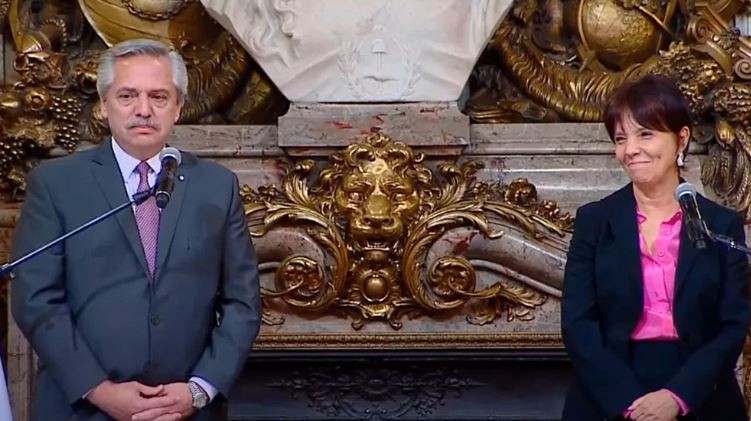 Alberto Fernández, en la jura de Marcó del Pont: "Estamos empezando una etapa distinta" | Política y economía