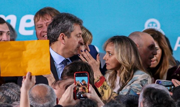 Malena Galmarini, tras la asunción de Massa: "Sergio es el hombre que aparece en las tormentas" | Política y economía