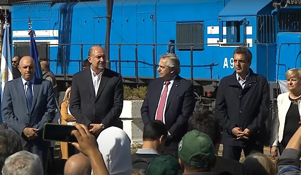 Alberto Fernández y Sergio Massa reinauguran el tren Cañada de Gómez-Rosario | Política y economía