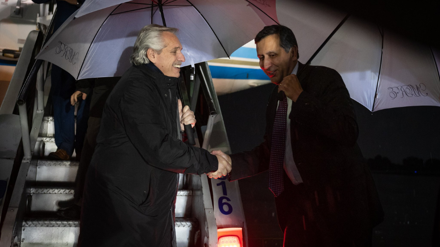 Alberto Fernández llegó a Colombia para asistir a la asunción de Gustavo Petro | Política y economía