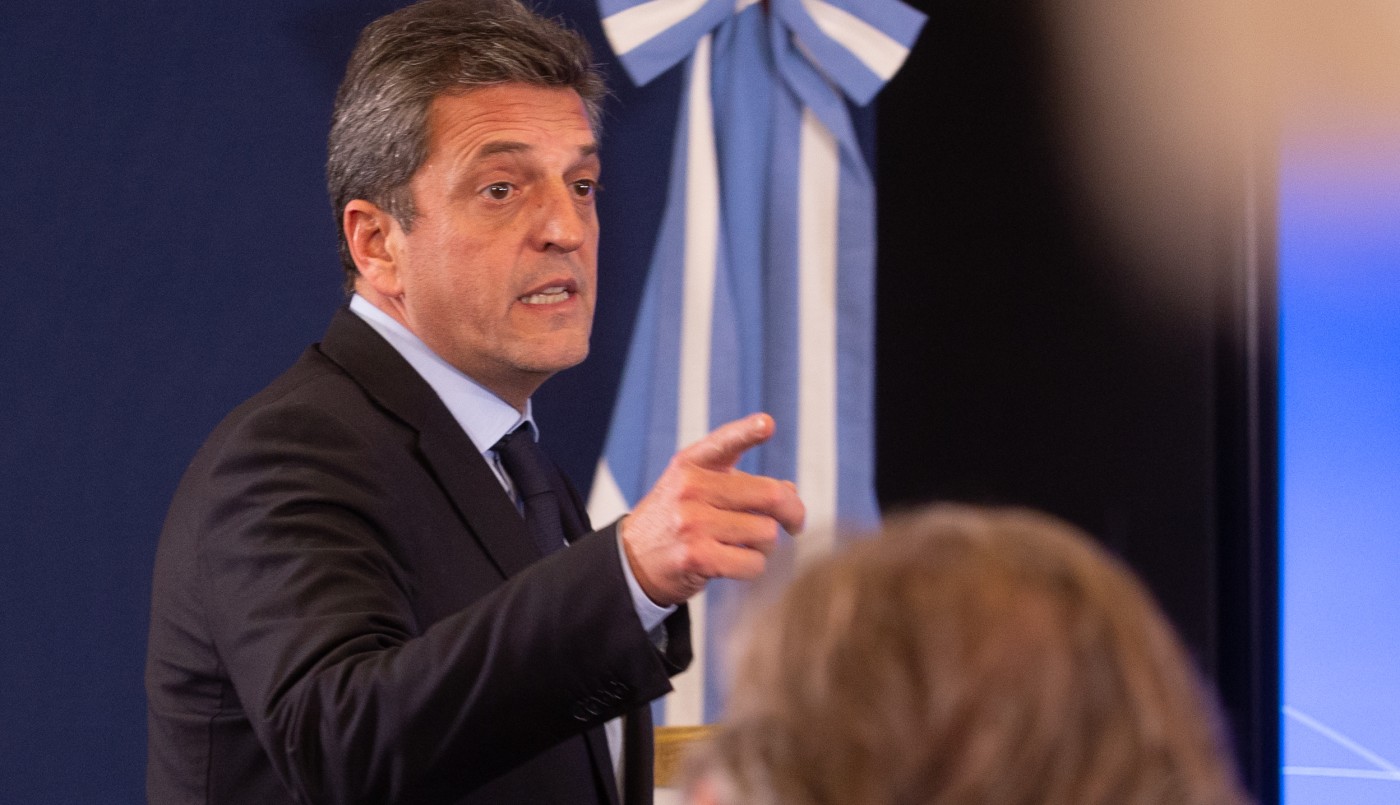 Massa pone en marcha un canje de deuda por vencimientos equivalentes a U$15.000 millones | Política y economía