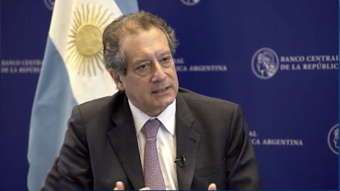 Pesce: "Tuvimos niveles de reservas más bajos que éste y pudimos afrontarlo" | Política y economía