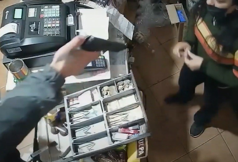 Video: robo a punta de pistola en Cosquín | Córdoba