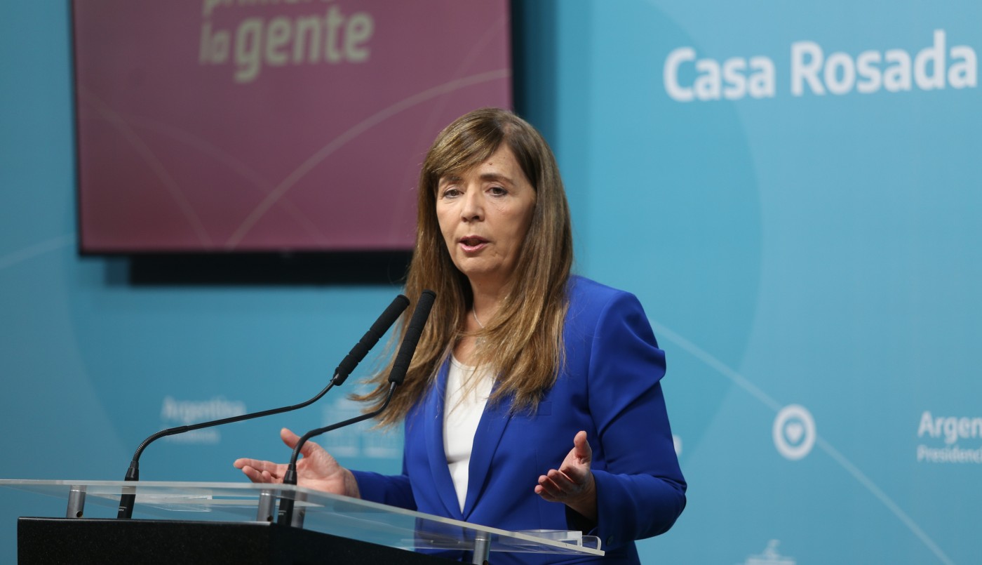 "Empecemos por casa": Gabriela Cerruti salió al cruce del embajador de Estados Unidos | Política y economía