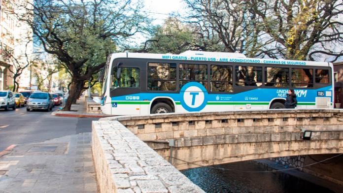 El servicio de colectivos será gratuito por el día de las infancias | Córdoba