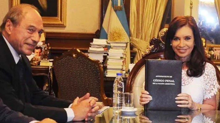 Zaffaroni: "Si condenan a Cristina Kirchner, el único recurso será indulto presidencial" | Política y economía