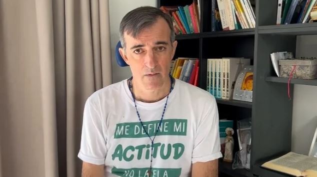 Nuevo parte médico de Esteban Bullrich: permanece en terapia intensiva "estable" y en tratamiento "por una neumonía" | Política y economía