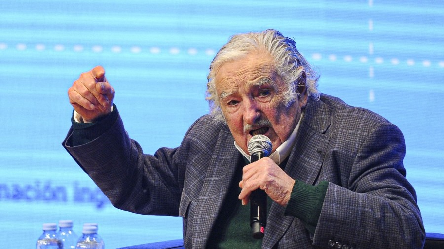 Pepe Mujica se refirió al atentado contra CFK y pidió a los medios "dejar sus prácticas ofensivas e hirientes" | Política y economía