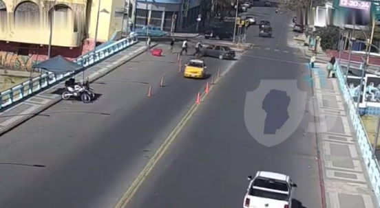 Bebé asfixiado salvó su vida por la acción rápida de dos policías | Córdoba