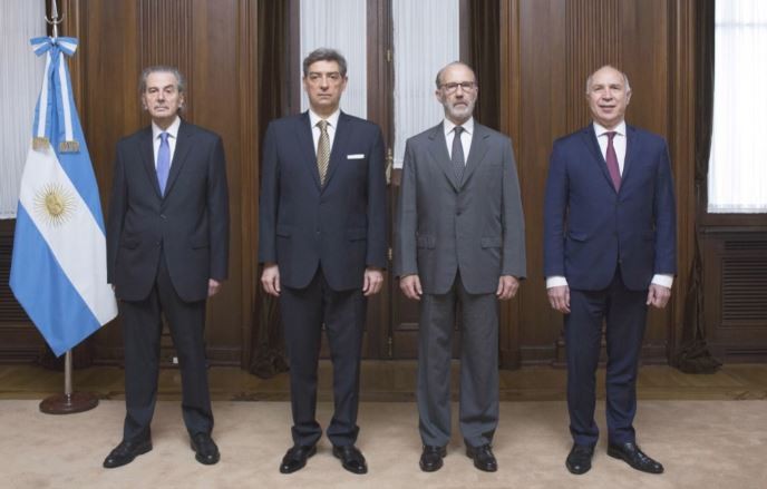 La Corte rechazó expulsar a una extranjera condenada por drogas porque tiene hijos pequeños y vulnerables | Actualidad