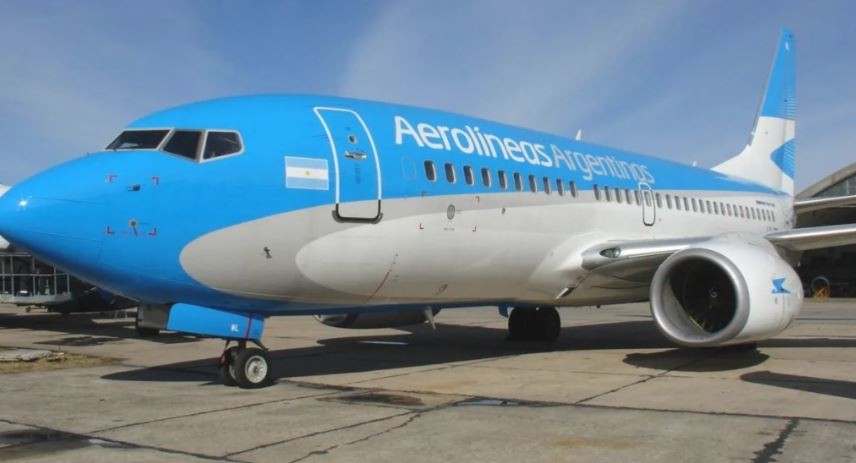 Evacuaron un avión de Aerolíneas Argentinas por una amenaza de bomba de Aeroparque | Actualidad
