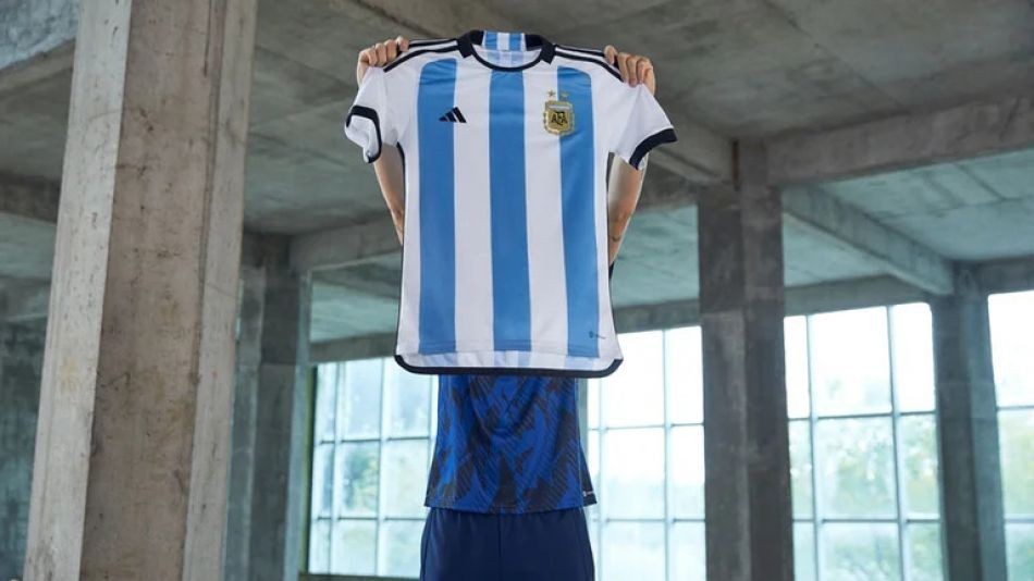 Pese al alto precio, furor por la camiseta de la Selección argentina | Deportes