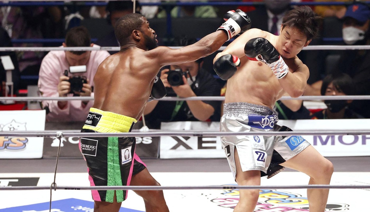 Mayweather liquidó en dos rounds la pelea de exhibición en Japón | Deportes