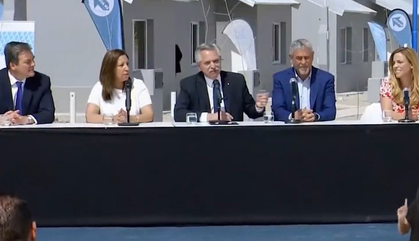 Silbaron la Gobernadora de Río Negro y Alberto reaccionó: "Argentina necesita que nos escuchemos" | Política y economía