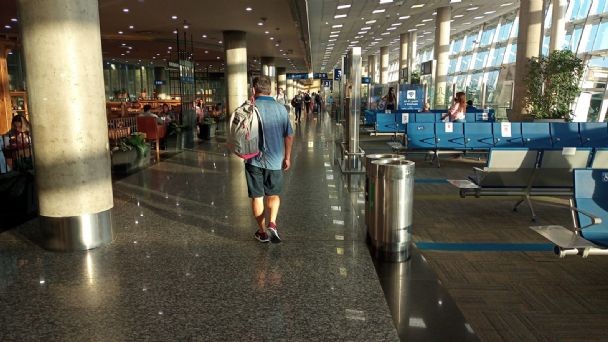 Una línea de colectivos unirá Ezeiza con Aeroparque | Actualidad