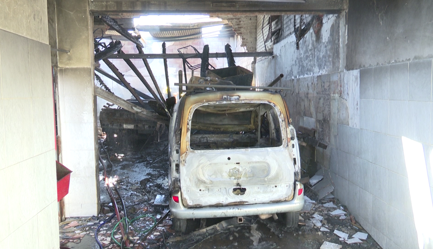 Explosión en un taller mecánico de Bahía Blanca: el mecánico está grave | Actualidad