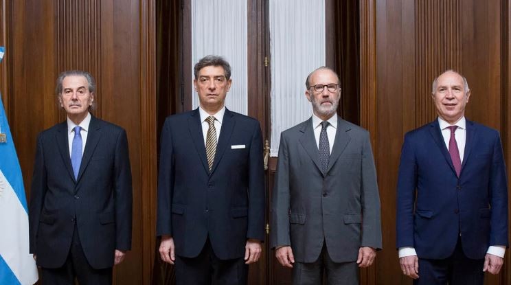 La Corte suprema analizó el proyecto que obliga a los jueces a pagar Ganancias y prepara una respuesta al Gobierno | Política y economía