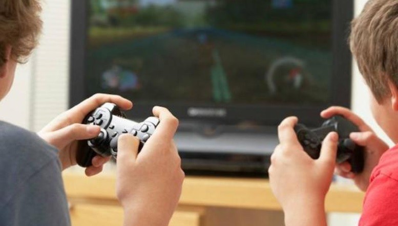 Estudio reveló que niños "gamers" muestran mejor rendimiento cognitivo | Internacionales