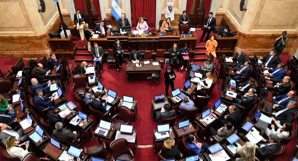 Senado: aprobaron la suspensión por 10 años de desalojos en barrios populares | Política y economía