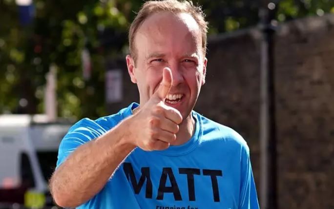 El Partido Conservador británico aparta a diputado y exministro por unirse a un reality show | Internacionales