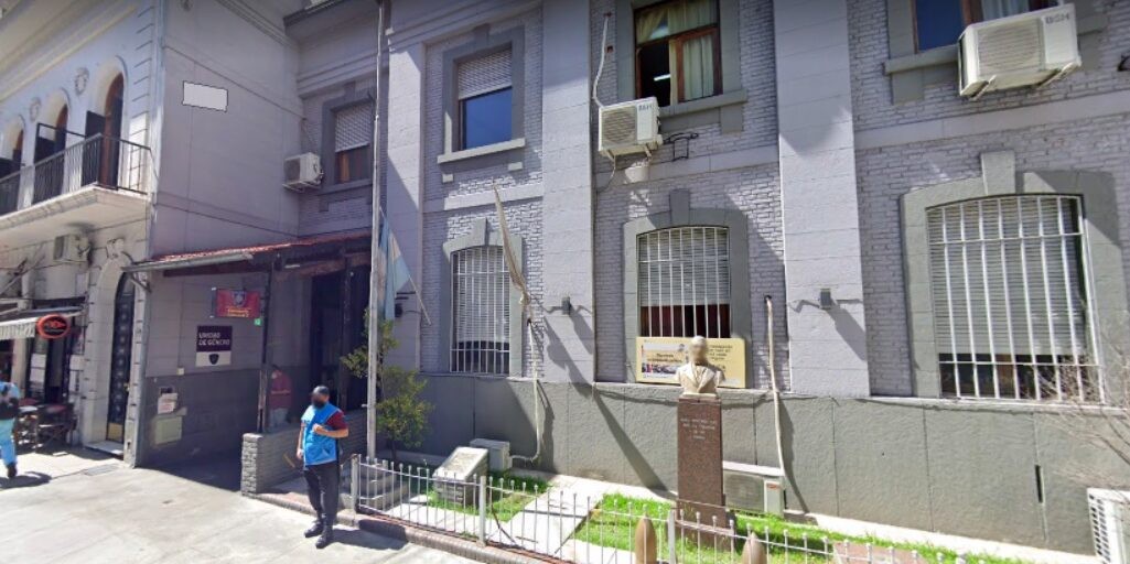 Investigan a comisario por alojar en una celda de hombres a una mujer trans que luego denunció abuso sexual | Actualidad