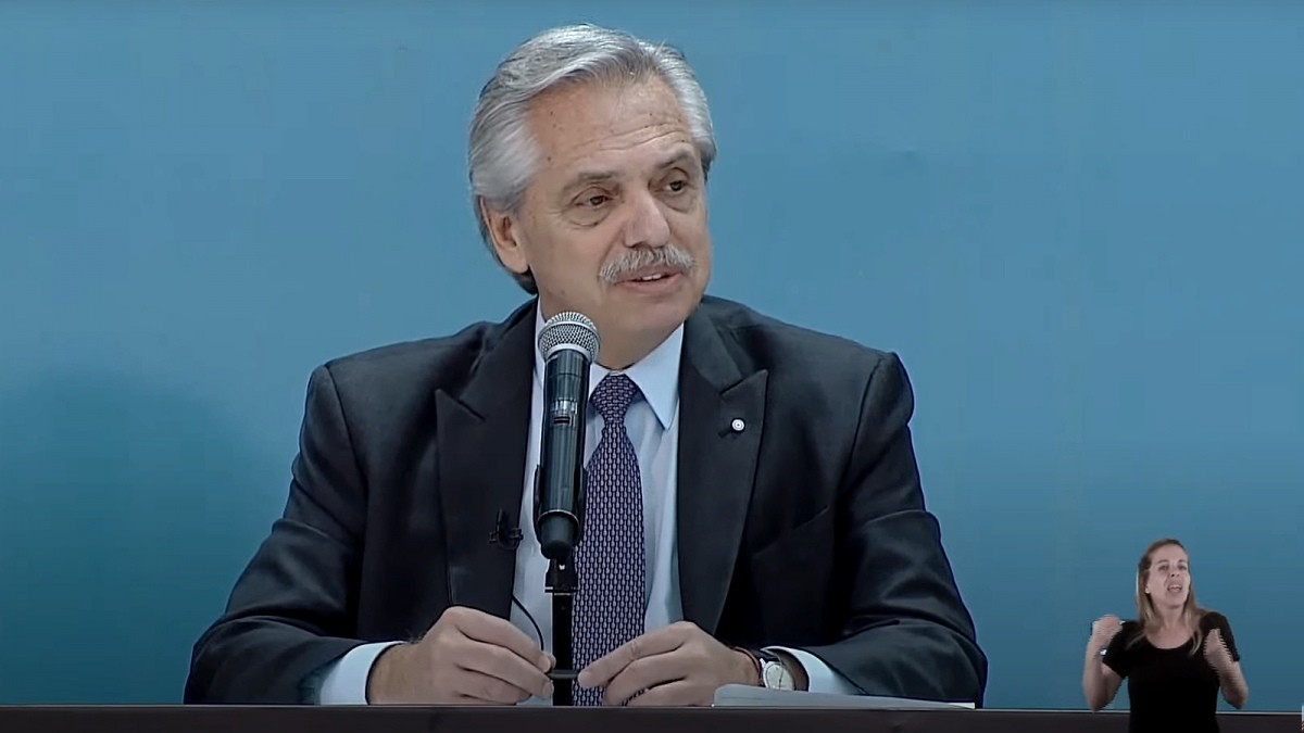 Alberto: "Seguiremos trabajando para que los docentes estén cada vez mejor pagos" | Política y economía