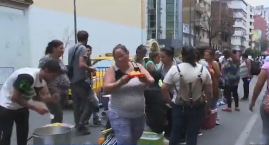 Instalaron una feria en pleno centro de Córdoba como protesta | Córdoba