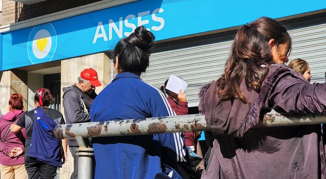 Bono de $45.000: el Gobierno oficializó el decreto que otorga esa ayuda a adultos sin ingresos | Actualidad