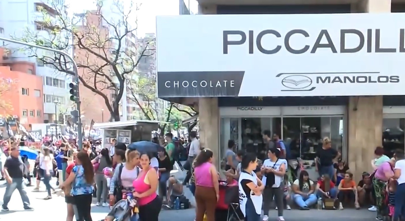 Caos por cortes y protestas en el centro de Córdoba | Córdoba