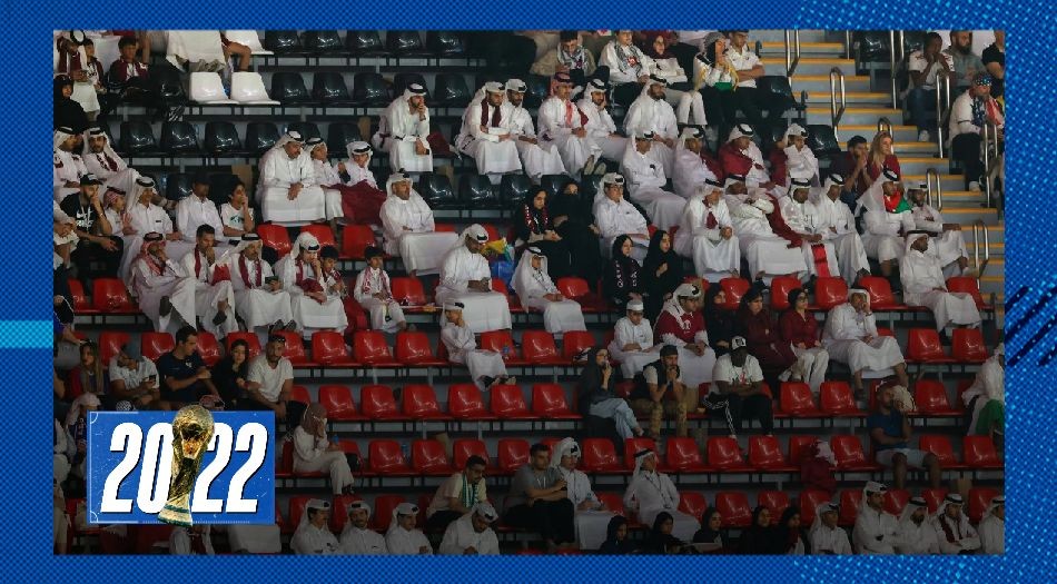 Decepcionados, los hinchas de Qatar se fueron mucho antes del final del partido | Deportes