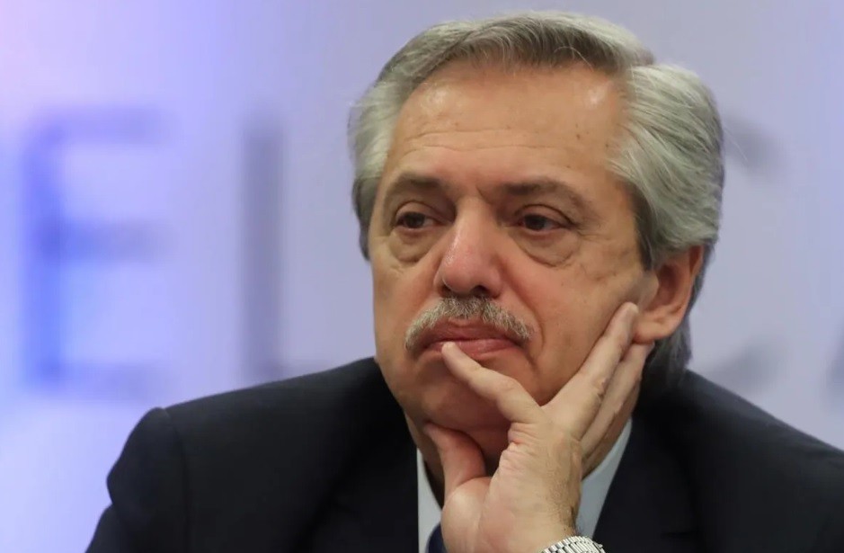 Cerruti: "El Presidente se encuentra en perfecto estado de salud, necesitaba unos días de reposo" | Política y economía