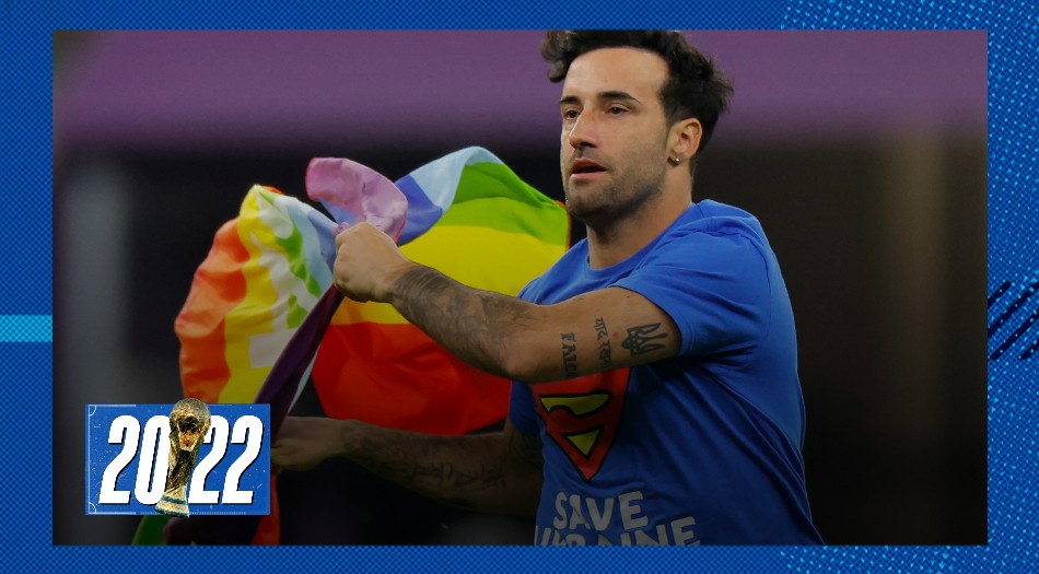 Un hincha ingresó al partido de Portugal - Uruguay con la bandera LGBTQIA+ | Actualidad