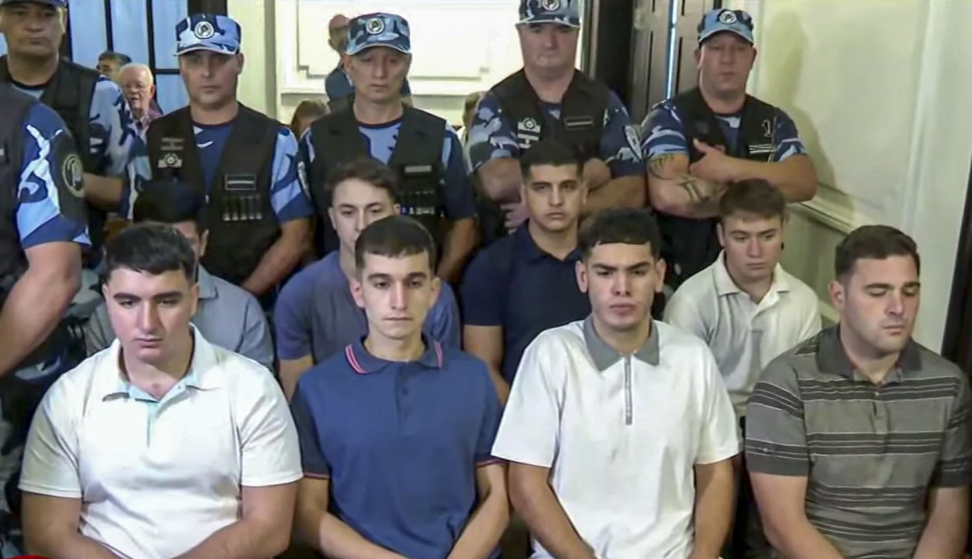 "Caducó", "están todos a los gritos", "está la policía": mensajes de los rugbiers ante el tribunal | Actualidad