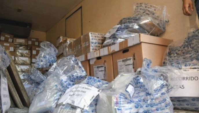 Avanza la organización de las elecciones: el Gobierno destinará más de 800 millones de pesos a la impresión de los padrones | Política y economía