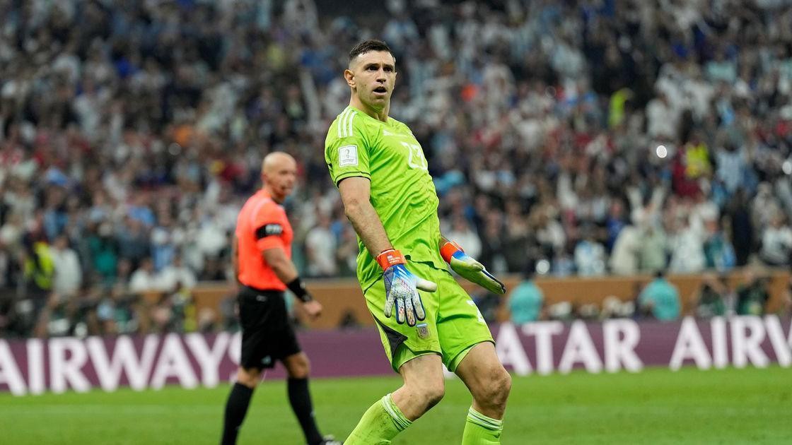 Adiós al "mirá que te como": las reglas "Anti-Dibu" que quiere imponer la FIFA | Deportes