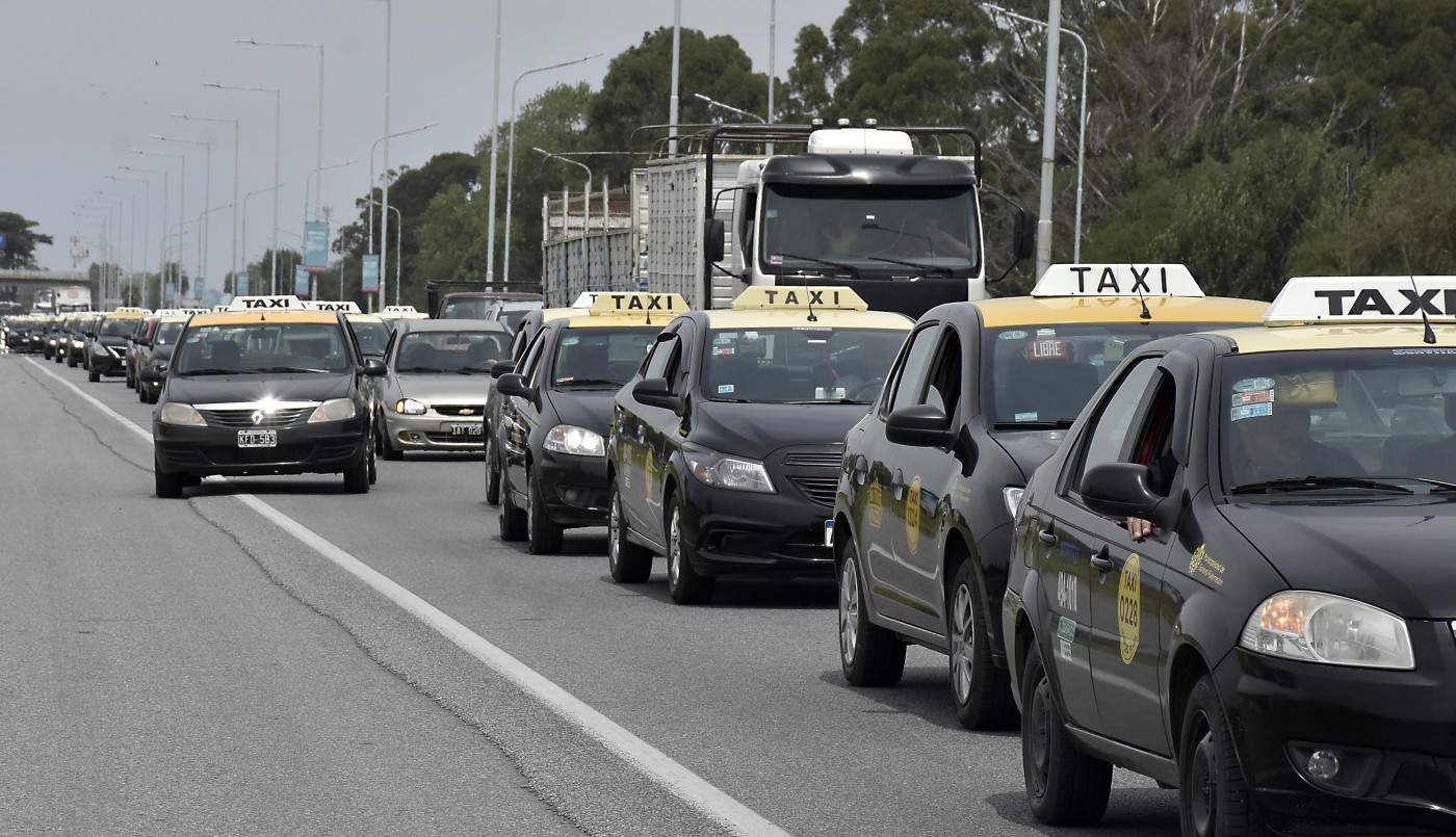Un reclamo de taxistas complicó uno de los ingresos a Mar del Plata | Actualidad
