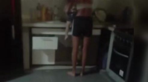 El brutal momento que vivió un bebé: su madre le sacó tres dientes a los golpes | Actualidad