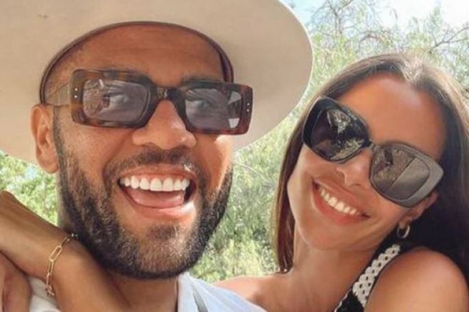 La esposa de Dani Alves lo visitó por primera vez en la cárcel: "No lo voy a dejar solo en el peor momento de su vida" | Deportes