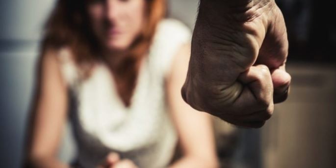 Costa Esmeralda: Rescatan a una mujer tras denuncia de que era retenida y abusada por su pareja | Actualidad