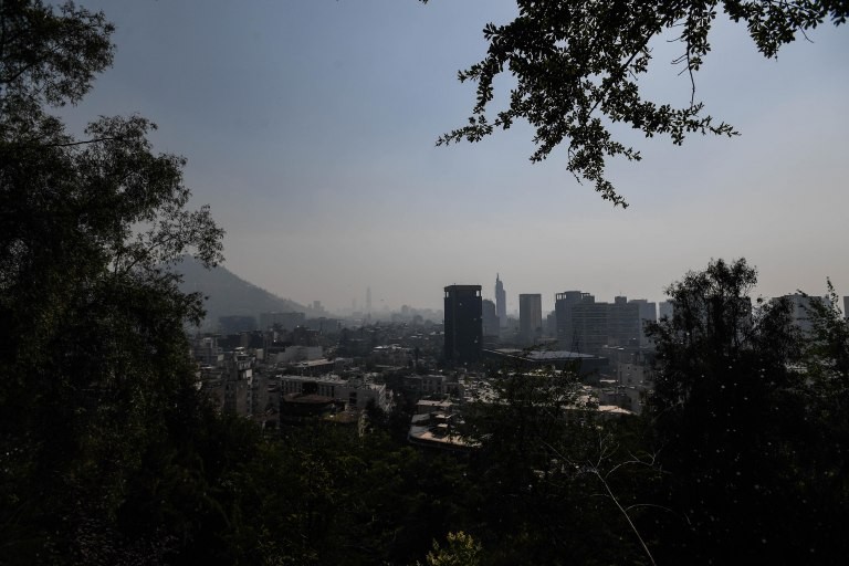 Bomberos y especialistas extranjeros ayudan a Chile en el combate de los incendios | Internacionales